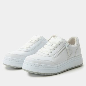 Averie Retro White Shoe