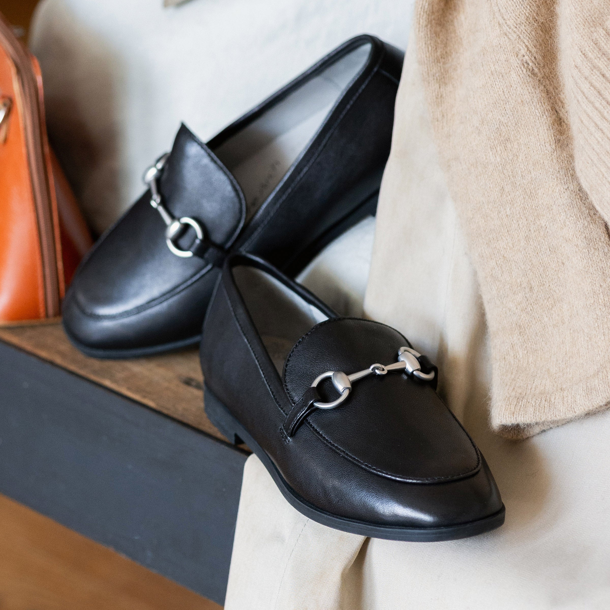Aliya Black Shoe - Image 2