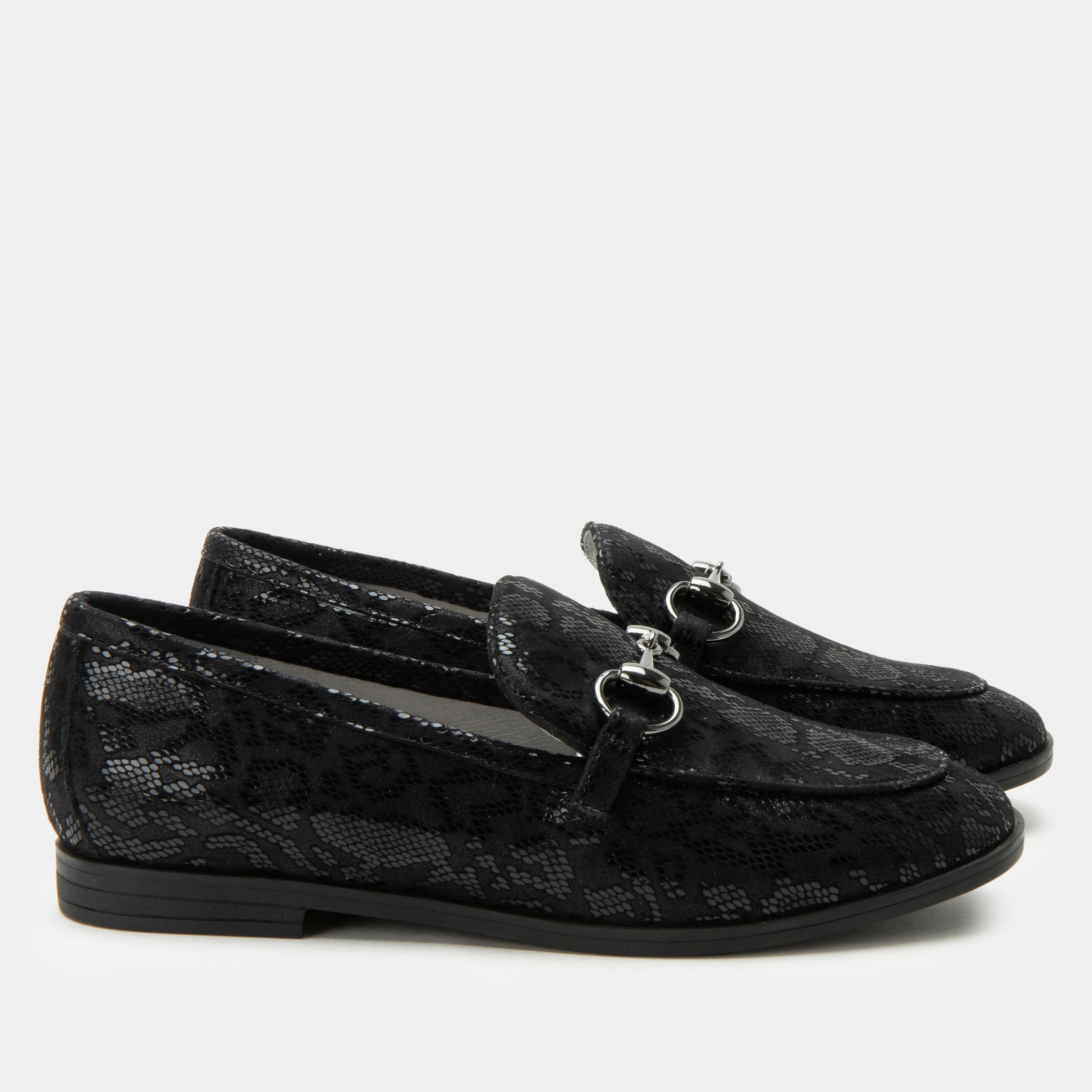 Aliya Upscale Shoe - Image 2