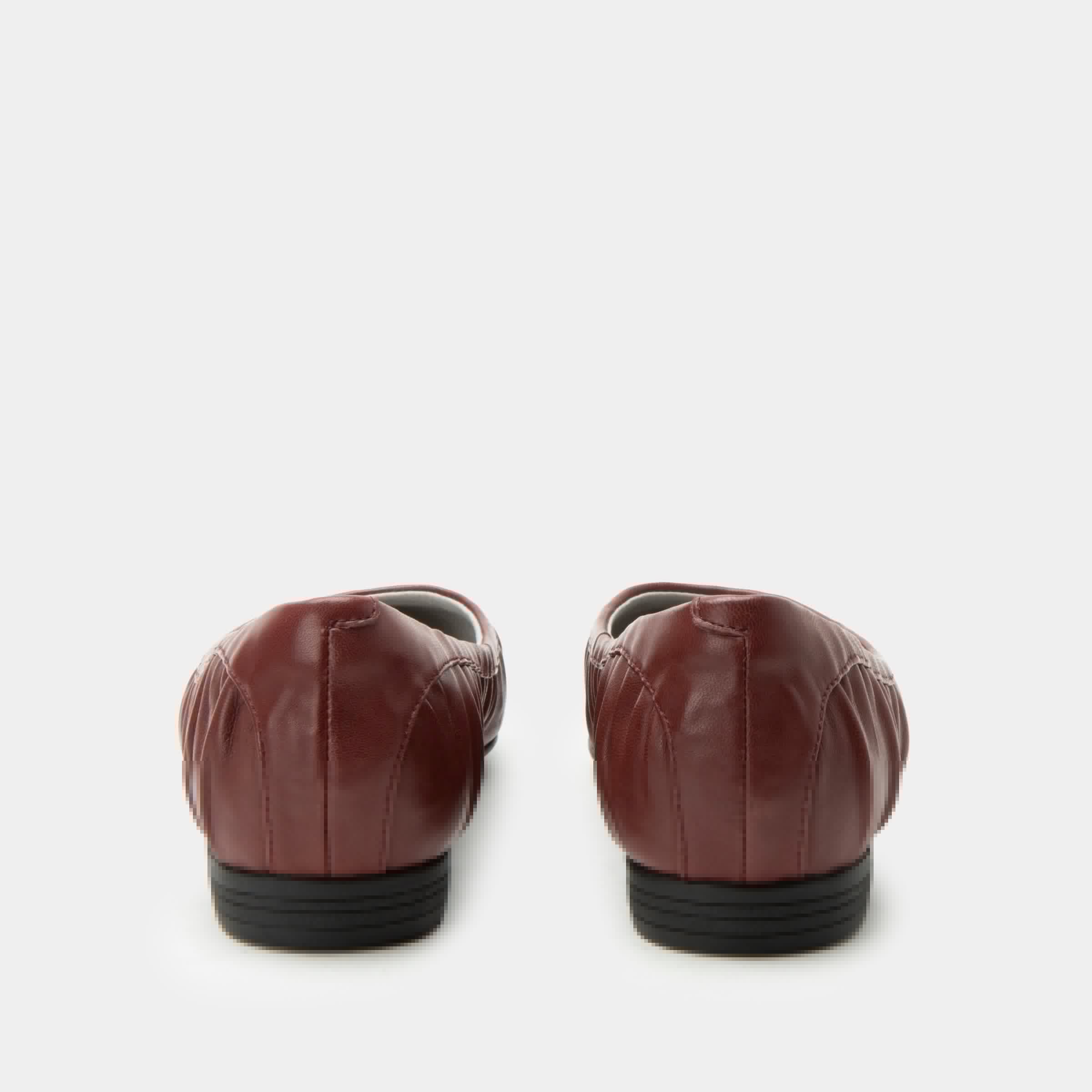 Beka Pinot Noir Shoe - Image 4