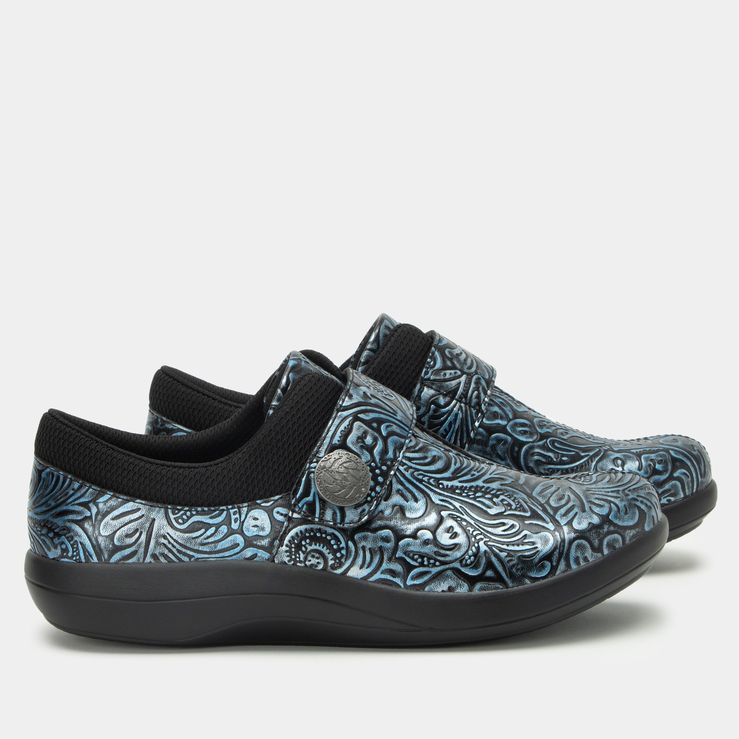 Danni Bless Your Heart Navy Shoe - Image 3