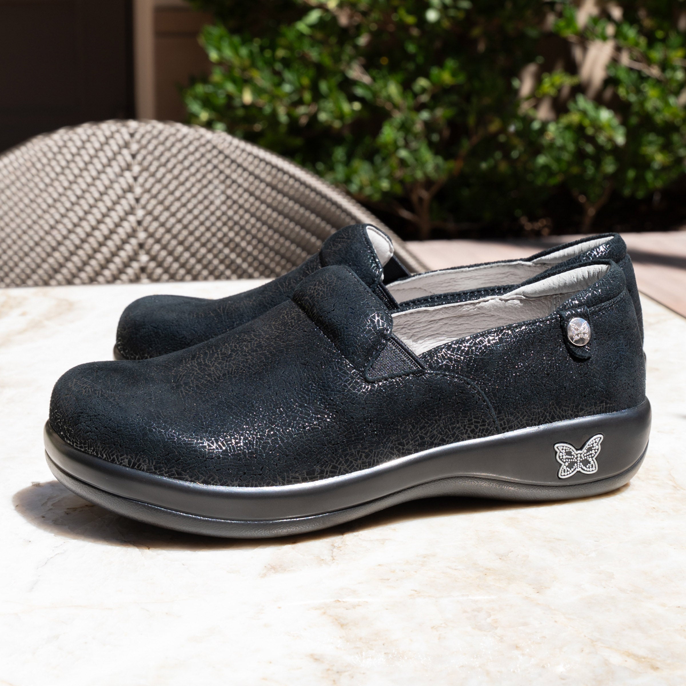 Keli Crackle Black Shoe - Image 2