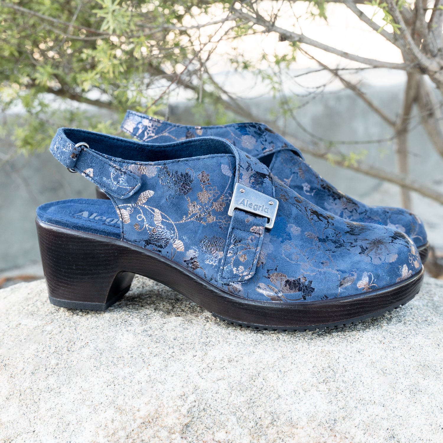 Maribel Lumen Navy Shoe - Image 2