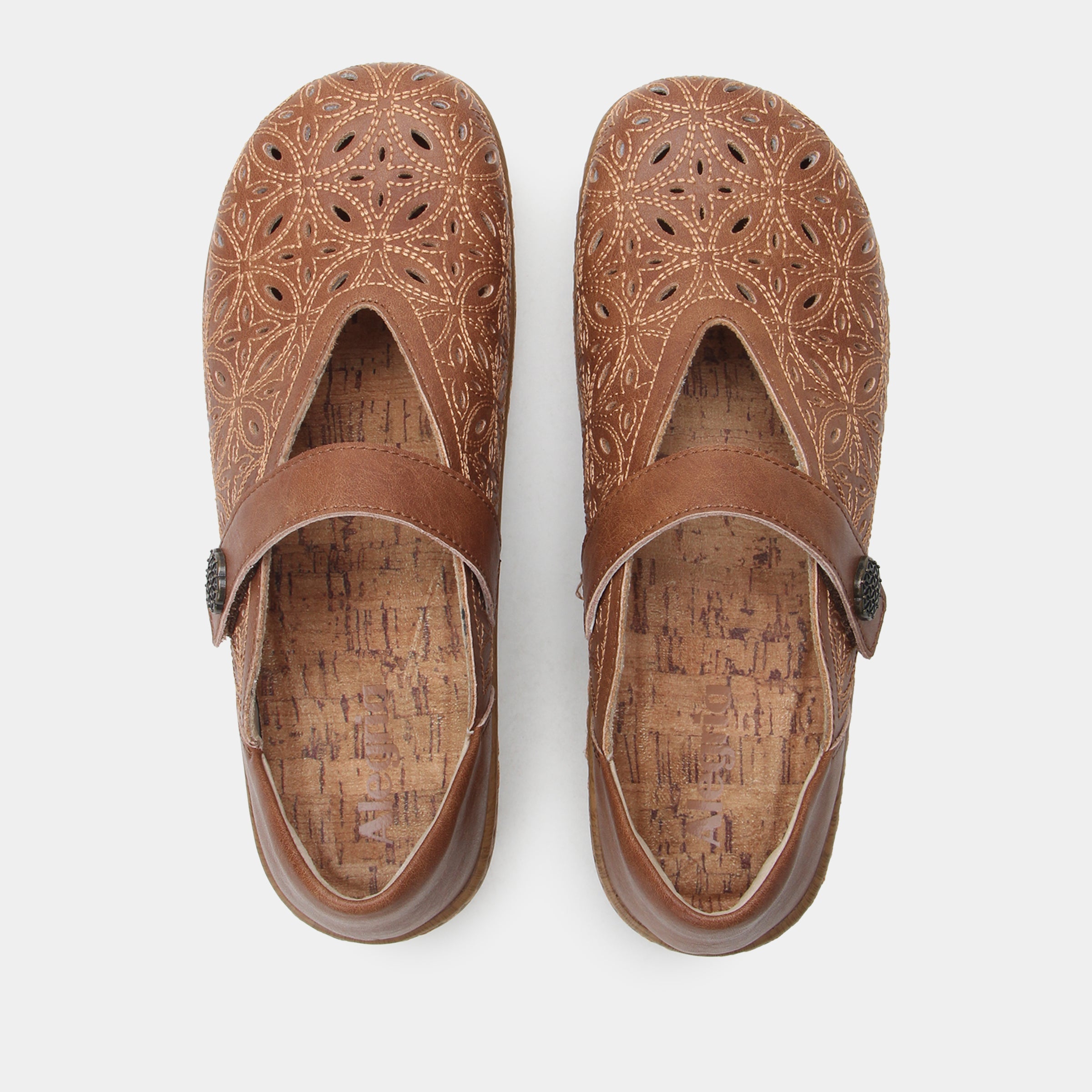 Opheliah Worn Cognac Breeze Shoe - Image 5
