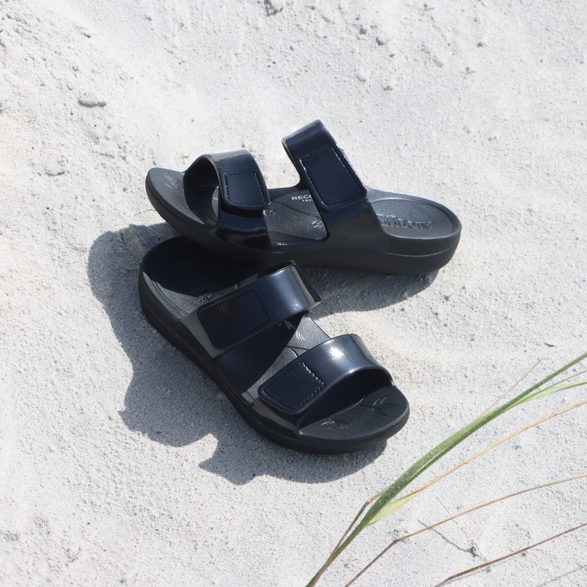 Orbyt Black Gloss Sandal - Image 2