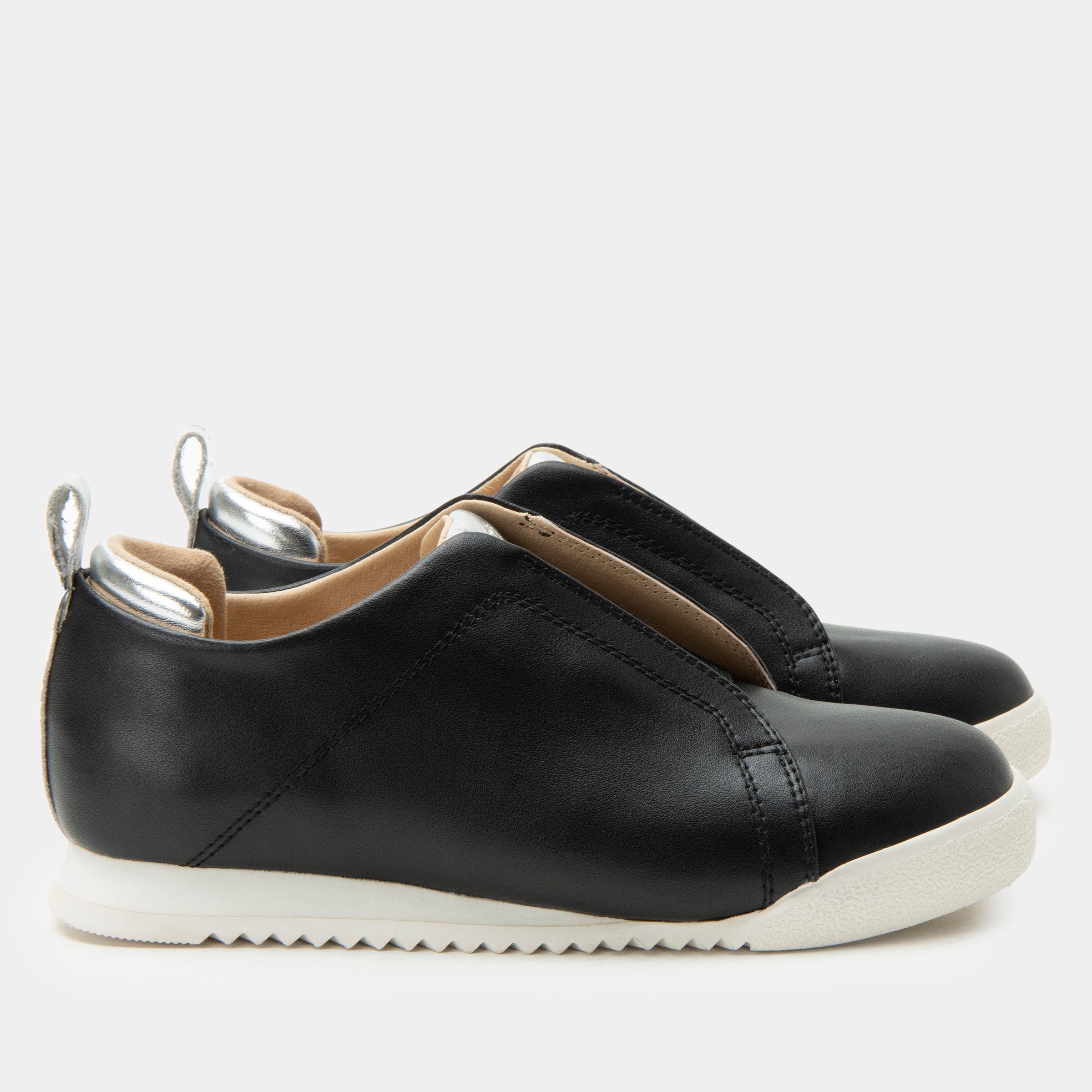 Reah Black Shoe - Image 2