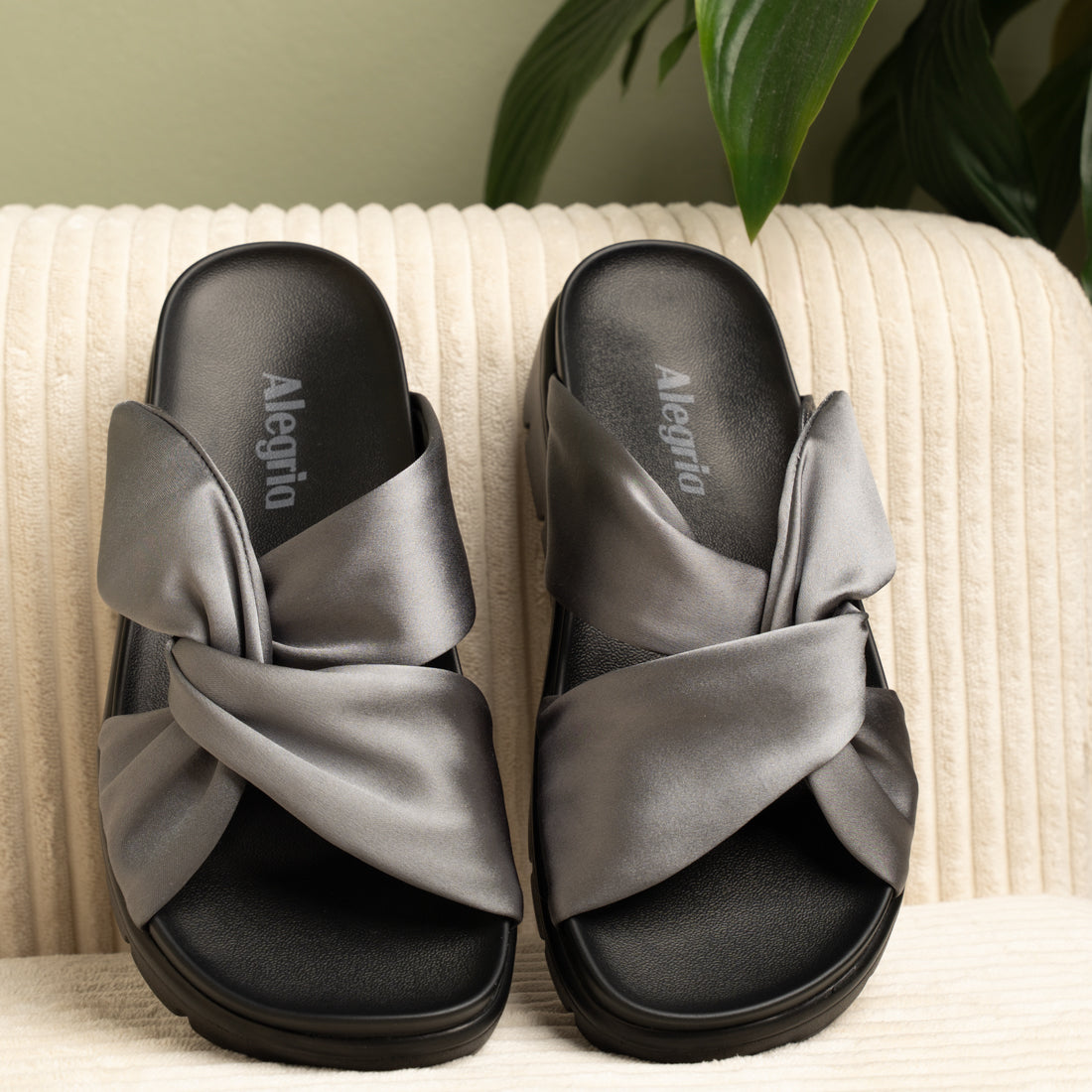 Rylie Gunmetal Sandal - Image 2