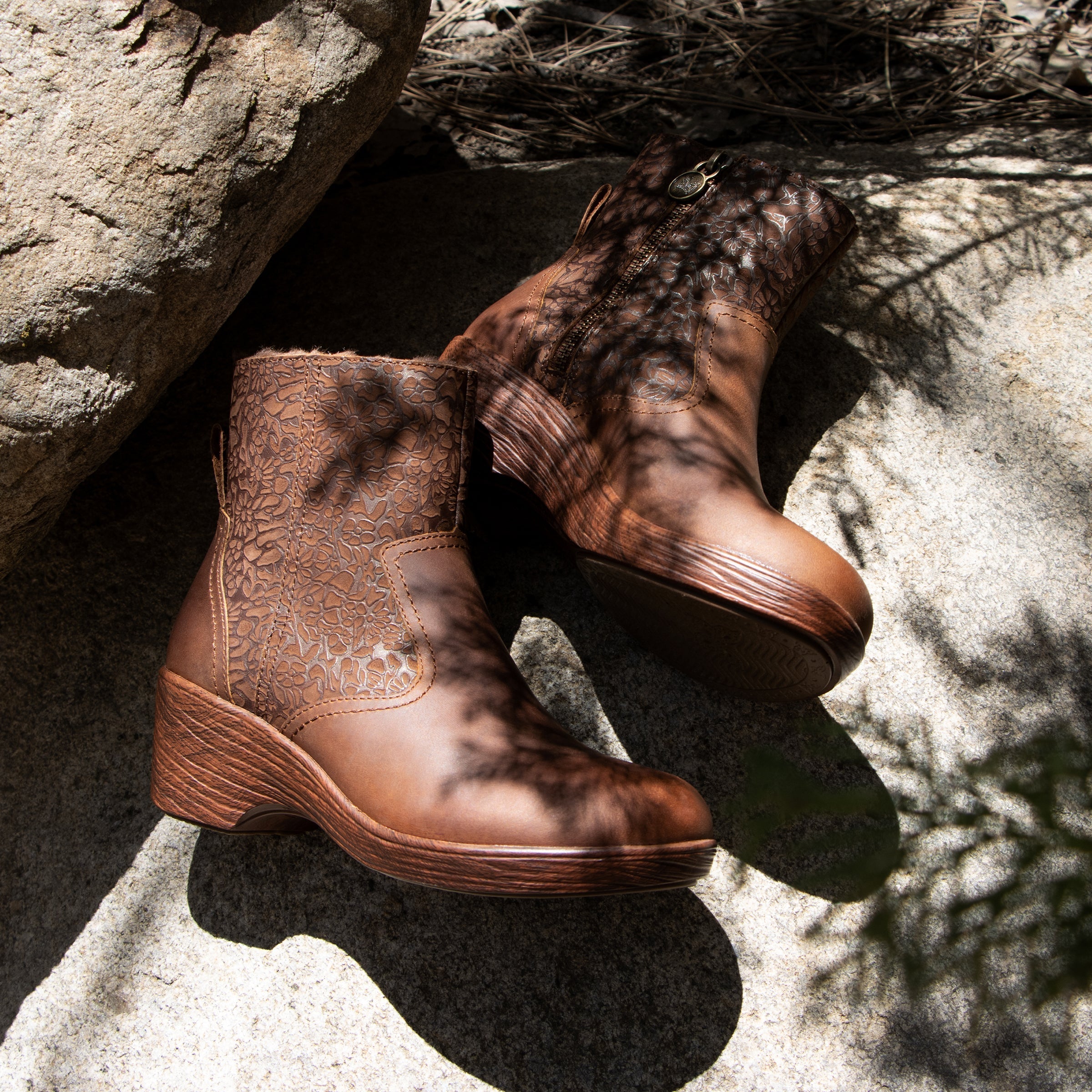 Scarlett Tawny Boot - Image 2