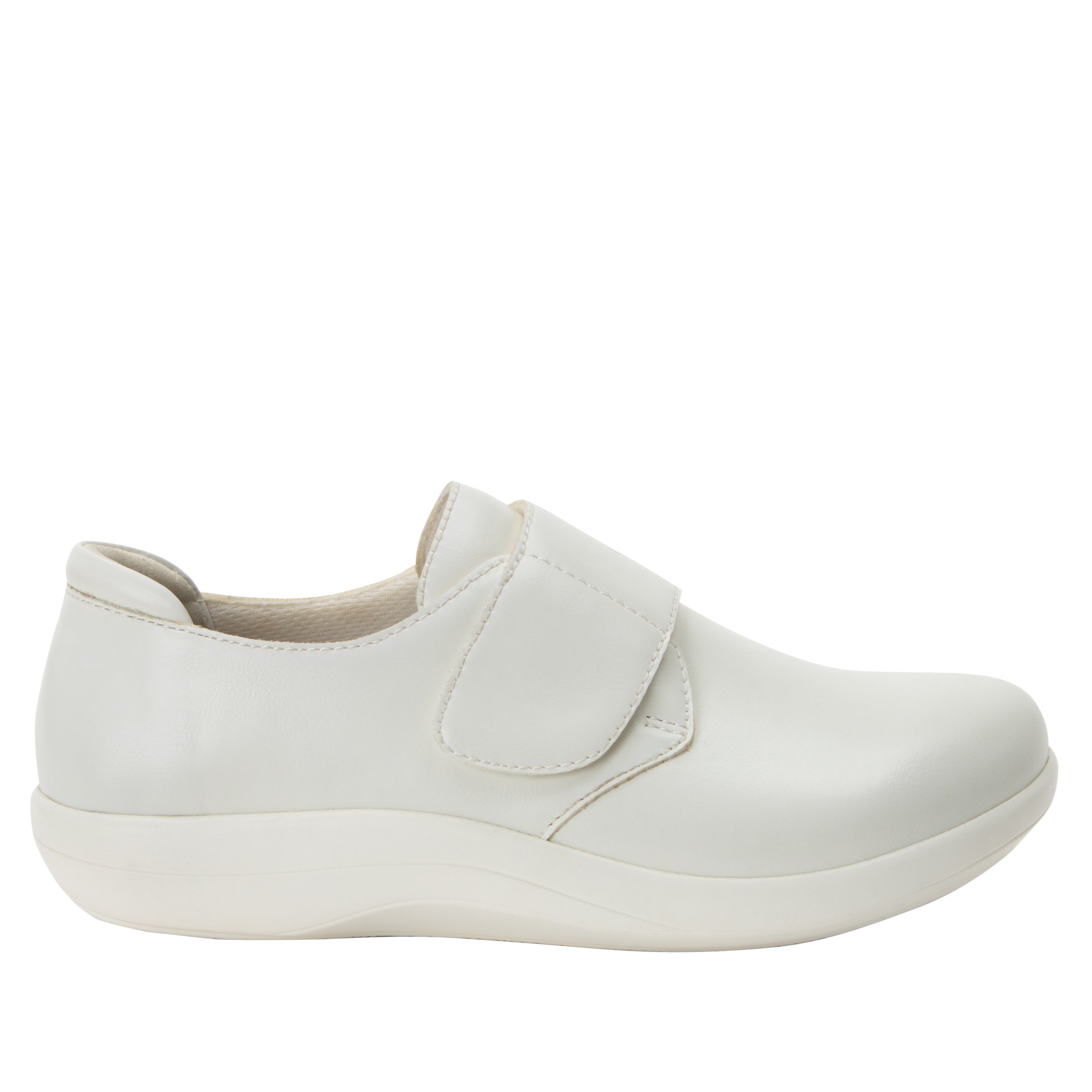Spright True White Shoe - Image 3