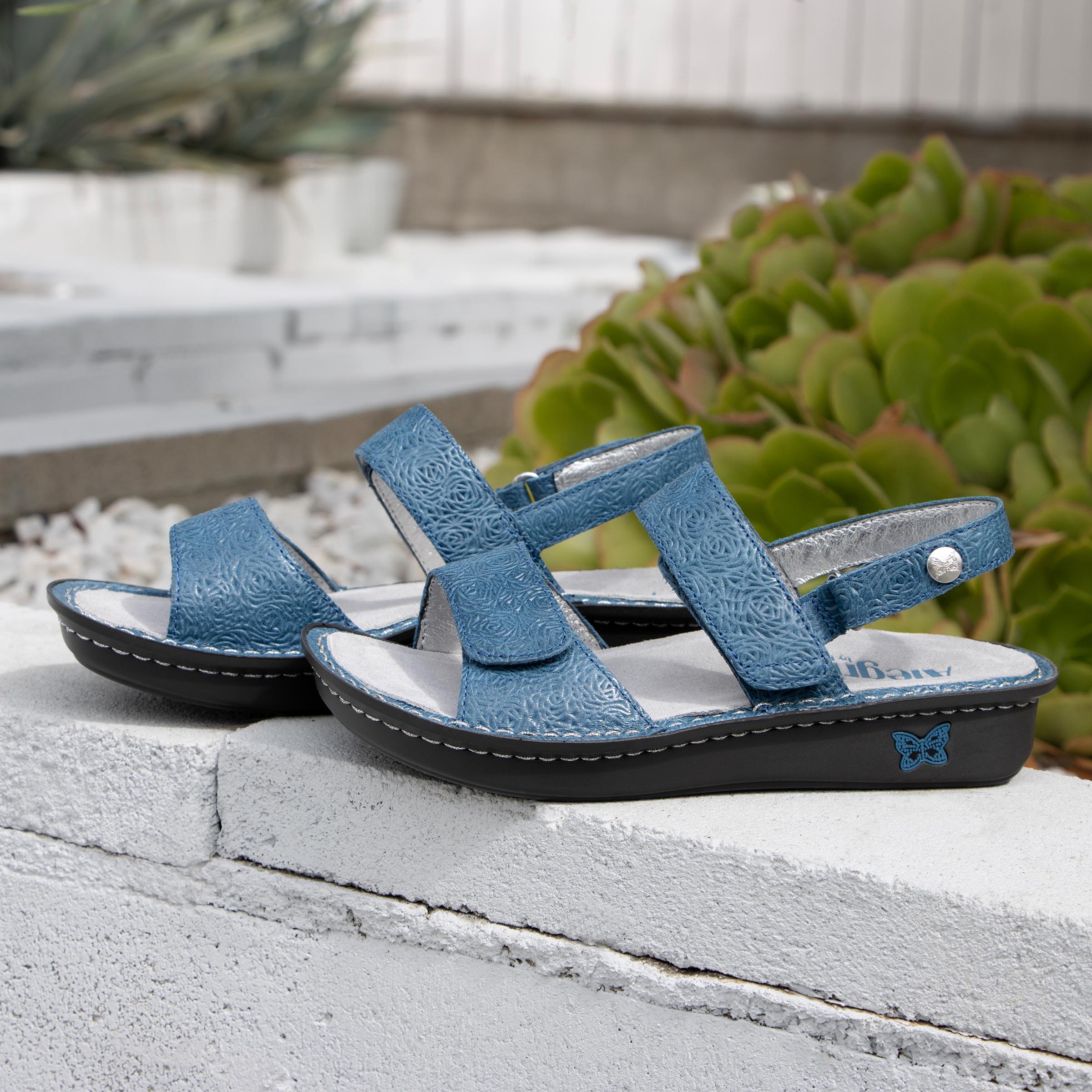 Verona Aqualita Sandal - Image 2